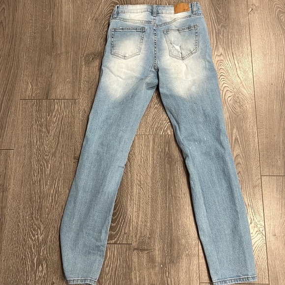 Aeropostale Mom Jeans - Picture 4 of 4